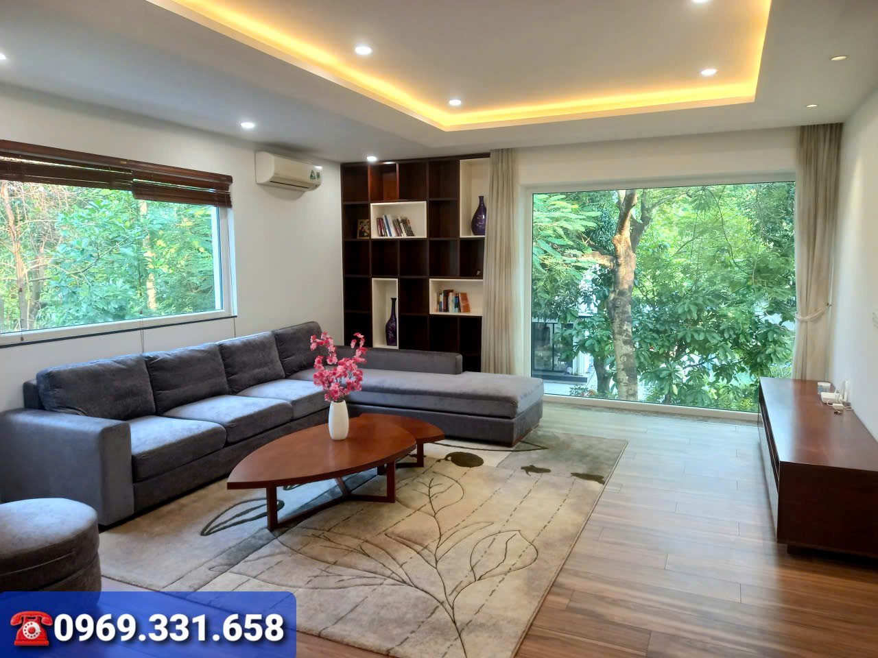 Căn BT sân vườn, nội thất mới bên khu Vườn Tùng Ecopark cần cho thuê 4