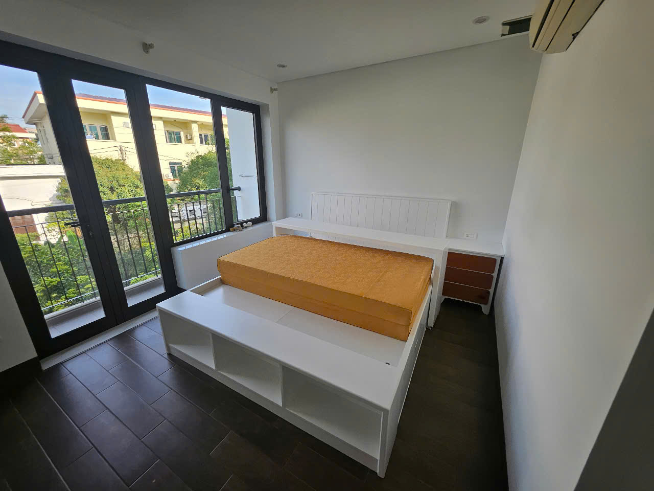 Cần chuyển nhượng căn nhà phố thảo nguyên 90m2, 4 phòng ngủ,đủ đồ đẹp 5