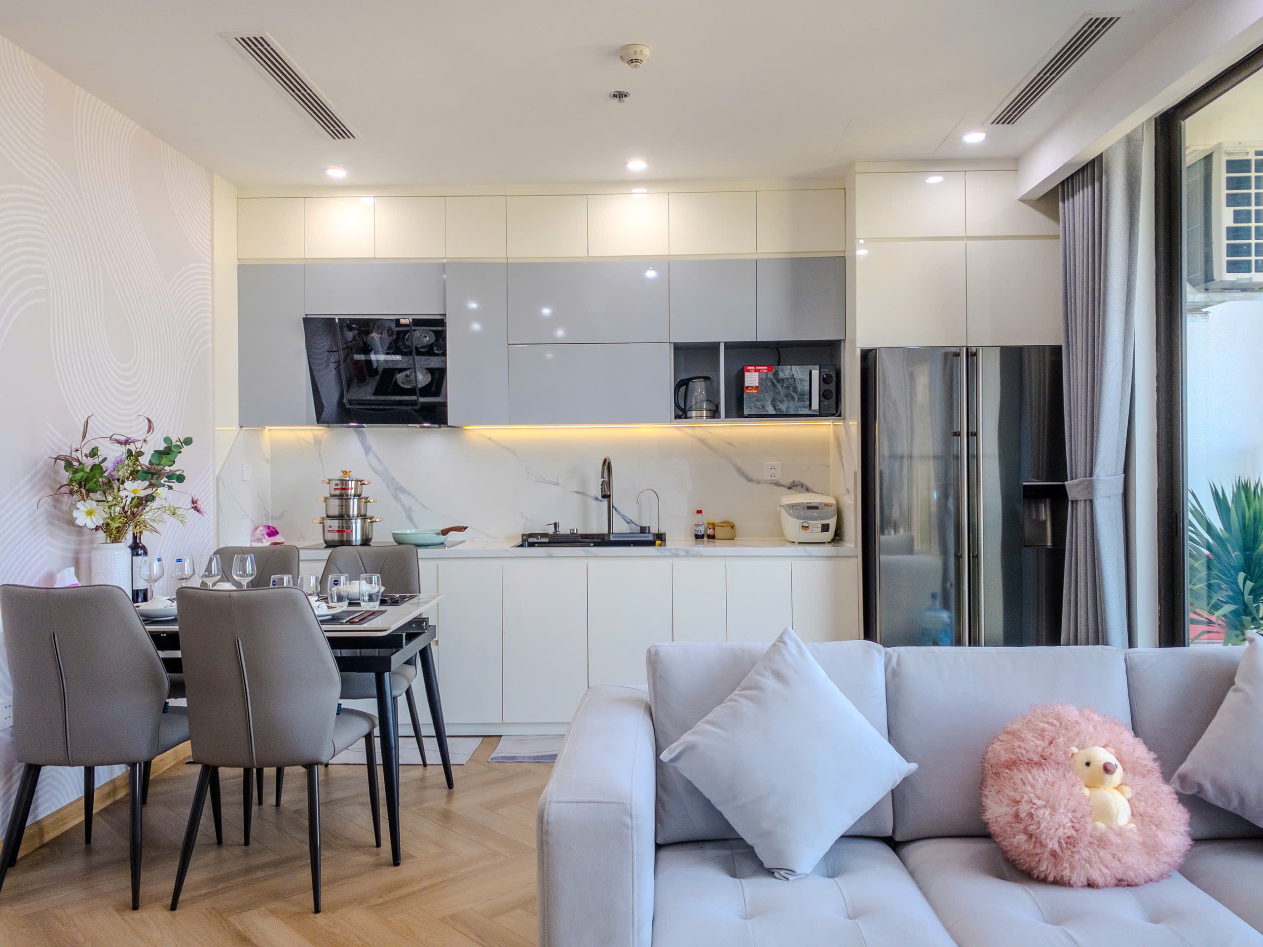 Căn Duplex 3 phòng ngủ, full nội thất cao cấp bên tòa Solforest ecopark cần cho thuê 4