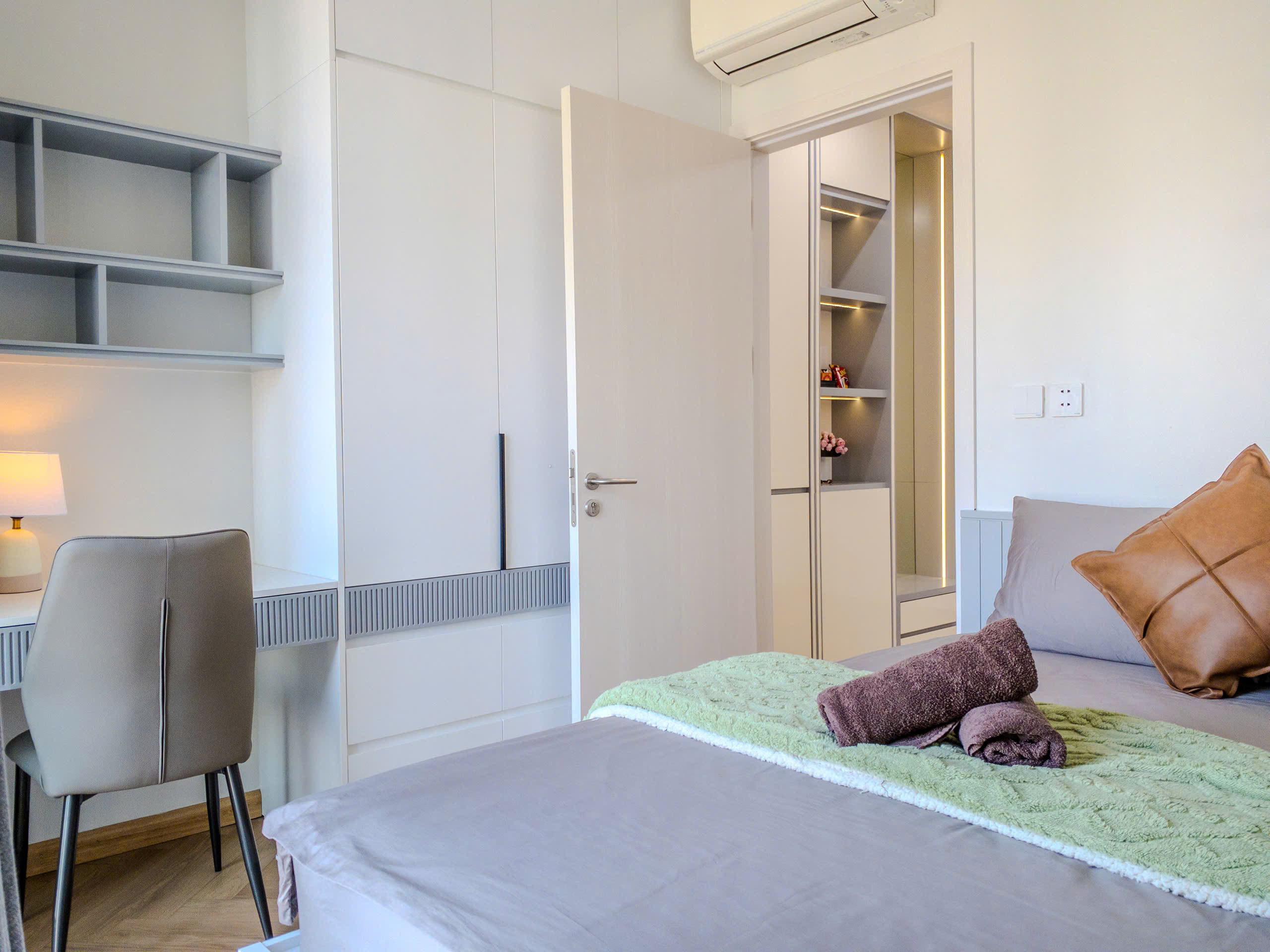 Căn Duplex 3 phòng ngủ, full nội thất cao cấp bên tòa Solforest ecopark cần cho thuê 7