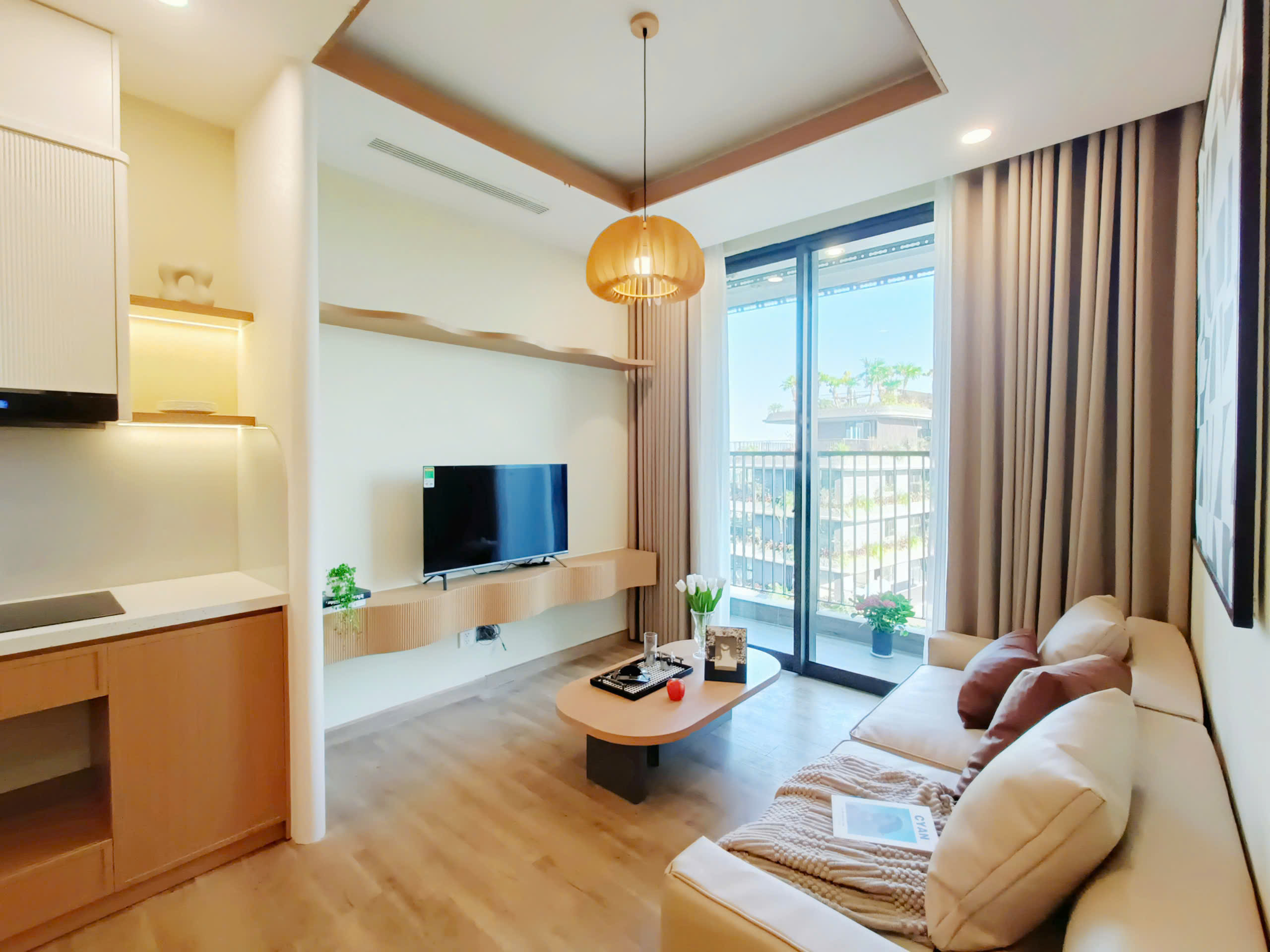 Căn hộ 2 phòng ngủ, đủ đồ bên tòa R3 Onsen Ecopark cần cho thuê 1