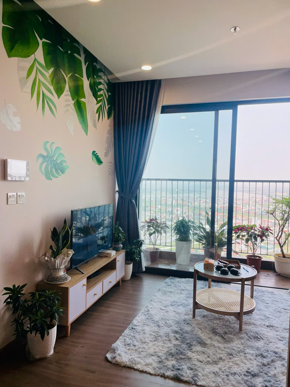 Căn hộ 3 phòng ngủ, đủ đồ đẹp bên tòa S3 Solforest Ecopark cho thuê 2