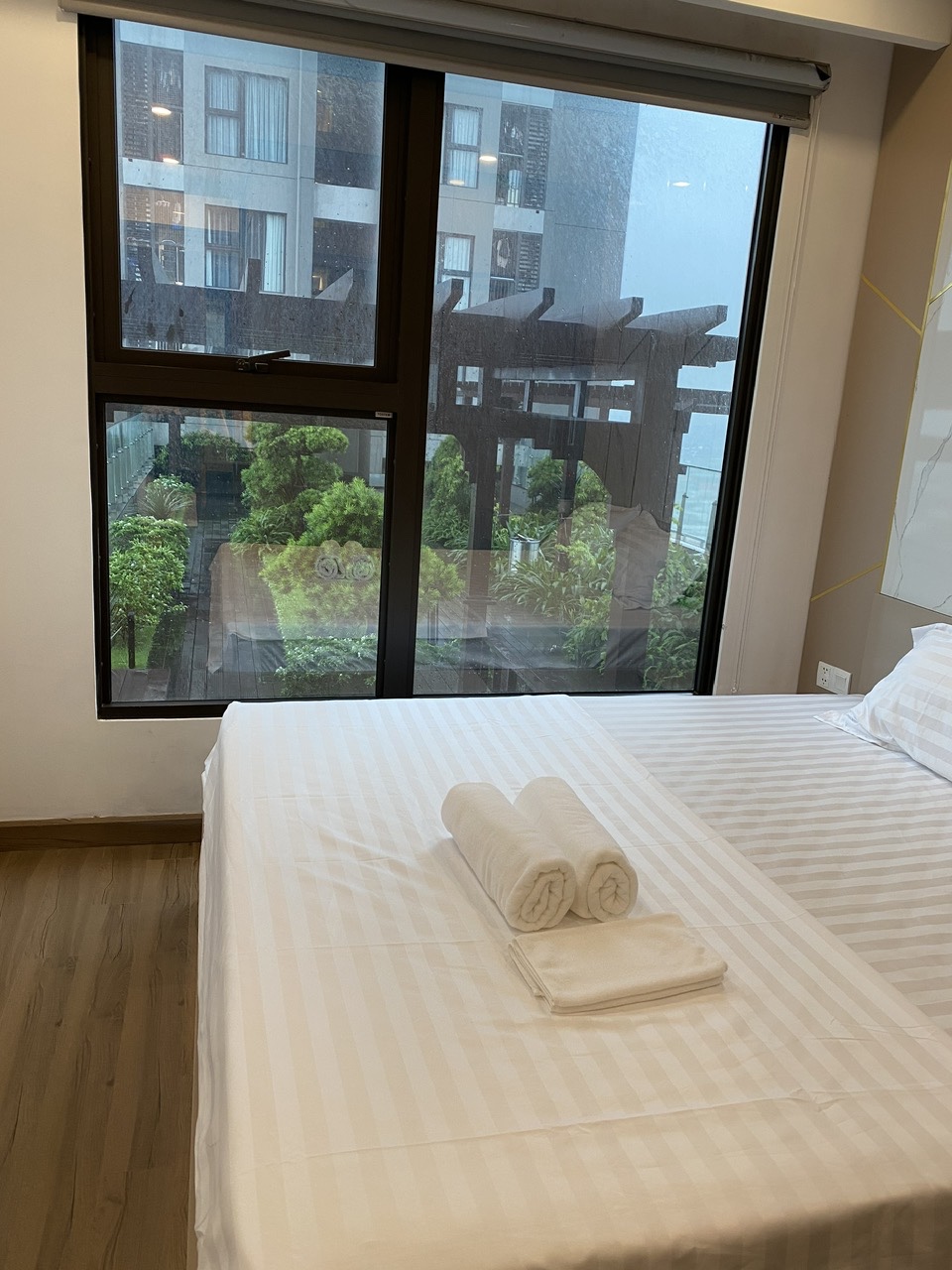 Căn hộ 3 phòng ngủ, view đảo ,đầy đủ đồ bên tòa S2 Sky Oasis Ecopark cần cho thuê 6