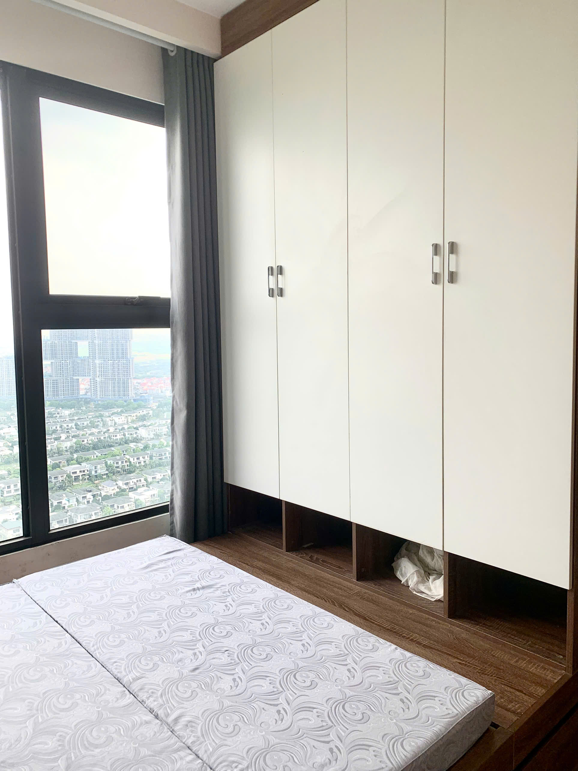 Căn hộ 3 phòng ngủ,đủ đồ giá tốt bên tòa SP Sky Oasis Ecopark cho thuê 8