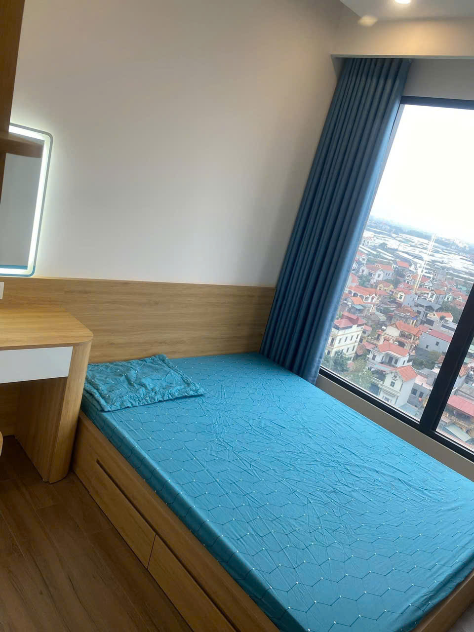 Căn hộ 83m2, 3 phòng ngủ,đủ đồ tòa S3 Sky Oasis Ecopark cần cho thuê 4