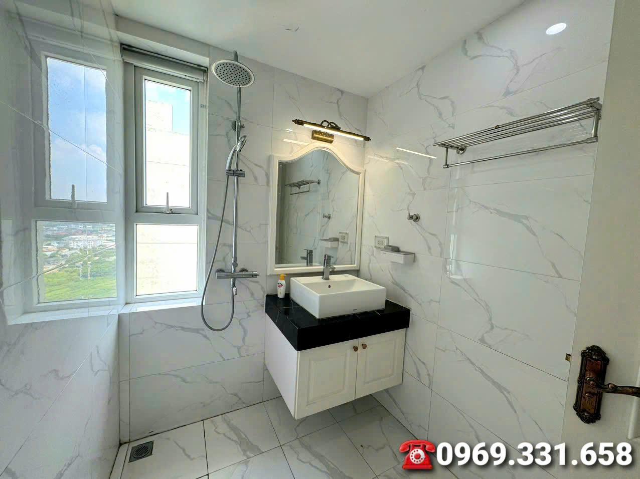 CHO THUÊ CĂN HỘ PENHOUSE 3 PHÒNG NGỦ,ĐẦY ĐỦ ĐỒ CÓ SÂN VƯỜN BÊN RỪNG CỌ ECOPARK 6