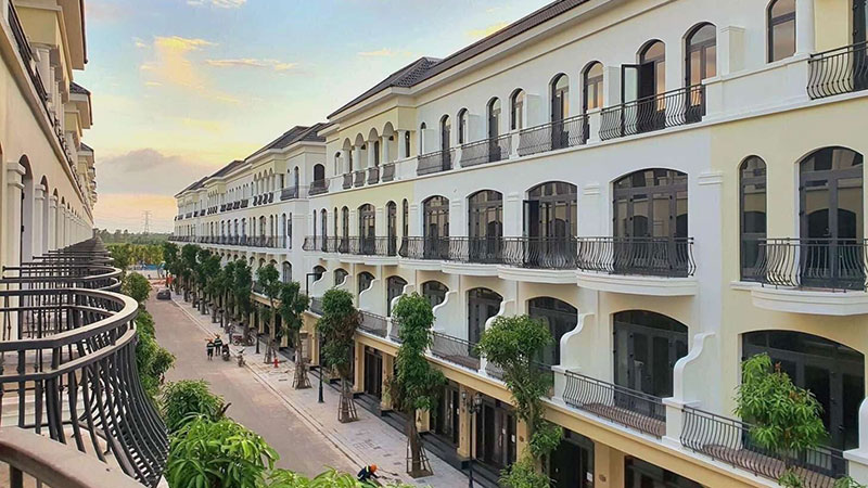 Cho thuê nhanh shophouse 2 mặt tiền tại phân khu Chà Là Vinhomes The Empire - Diện tích 180m2