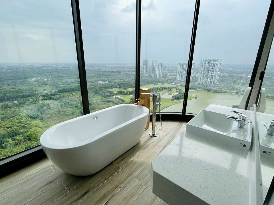 Bán căn hộ 3 phòng ngủ khu 08A tòa R3 swanlake - Onsen Residence hướng Đông Bắc Ecopark