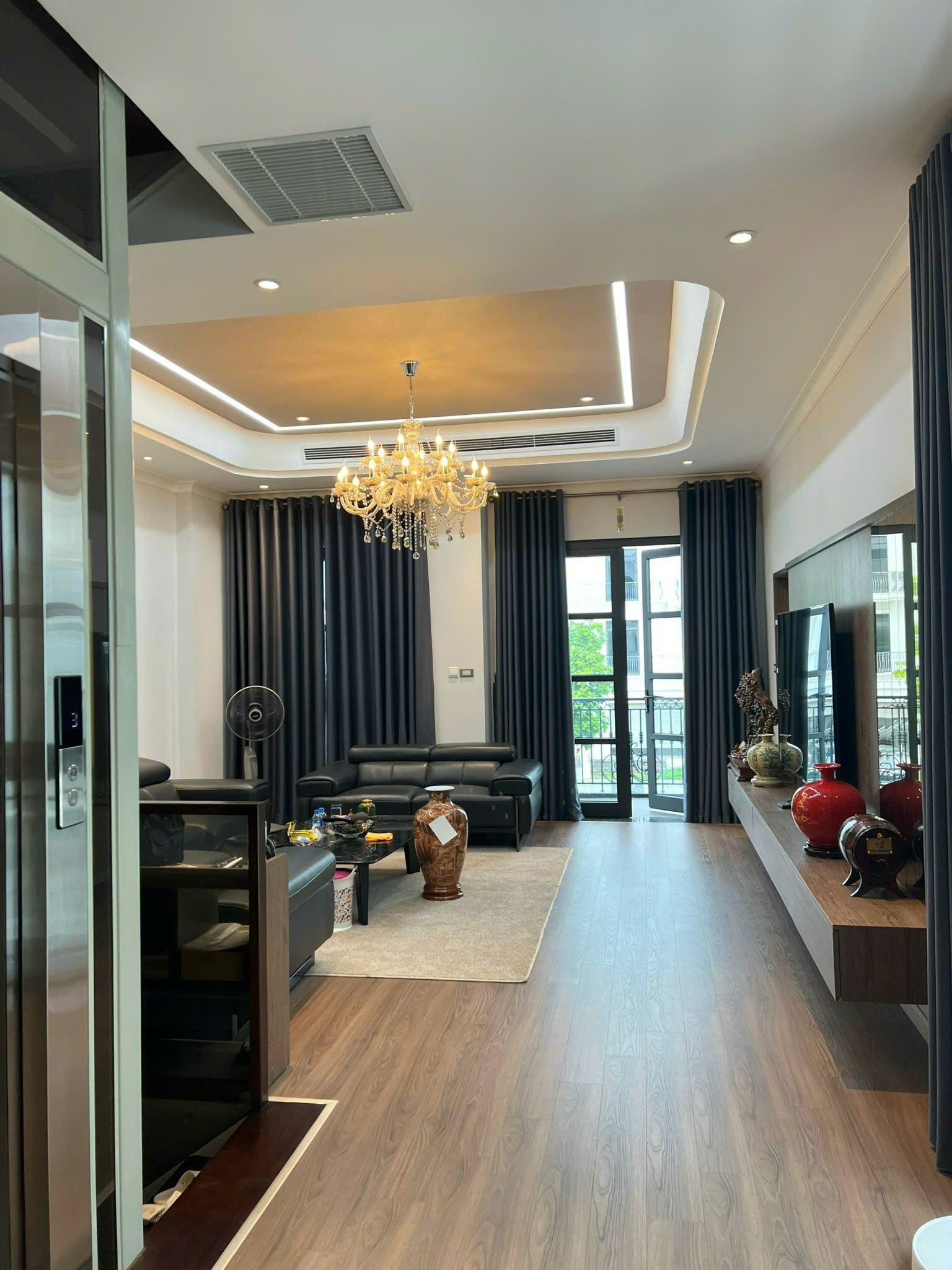 Biệt thự song lập 3 phòng ngủ, full đồ bên khu Hải Âu Oceanpark 1 gia lâm cho thuê