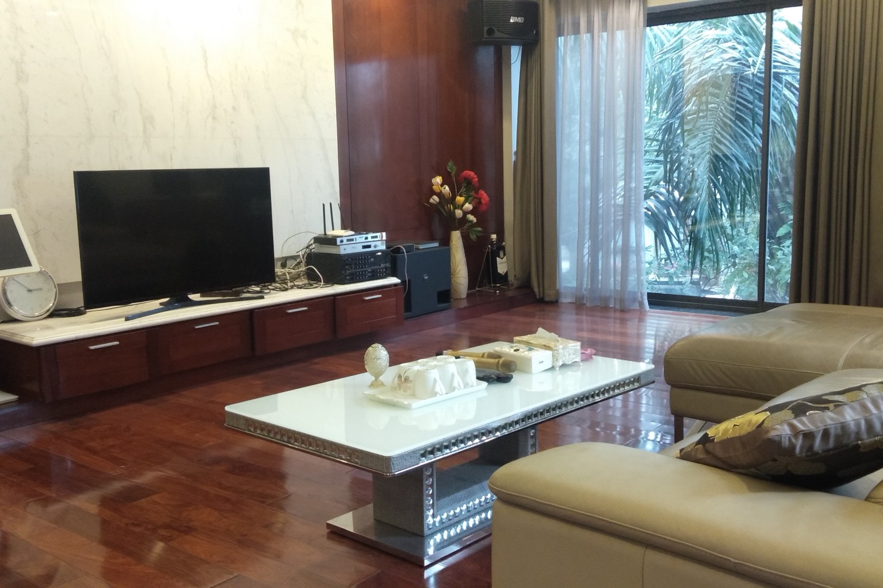 Cho thuê biệt thự song lập full nội thất, giá tốt diện tích: 162m2 khu Vườn Tùng, Ecopark Văn Giang