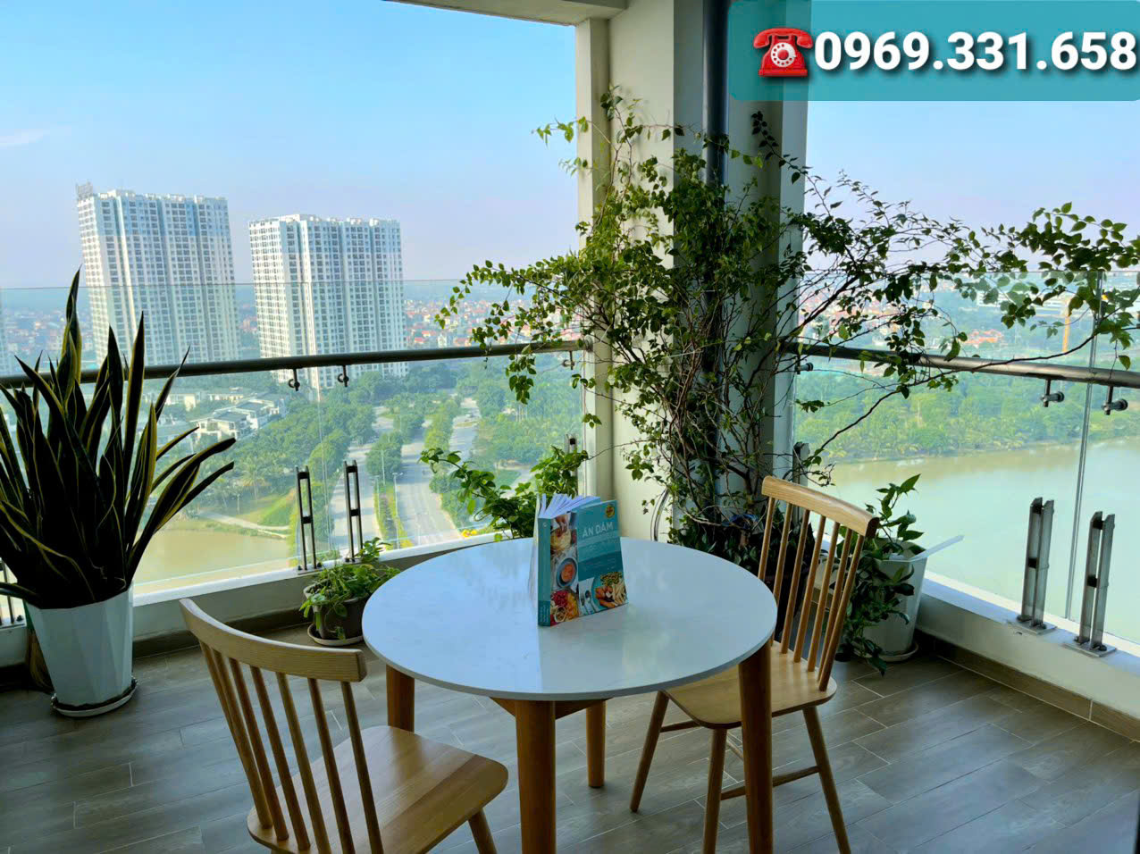 Căn hộ tòa lake1 Ecopark 3 phòng ngủ, đầy đủ đồ,view hồ cần cho thuê