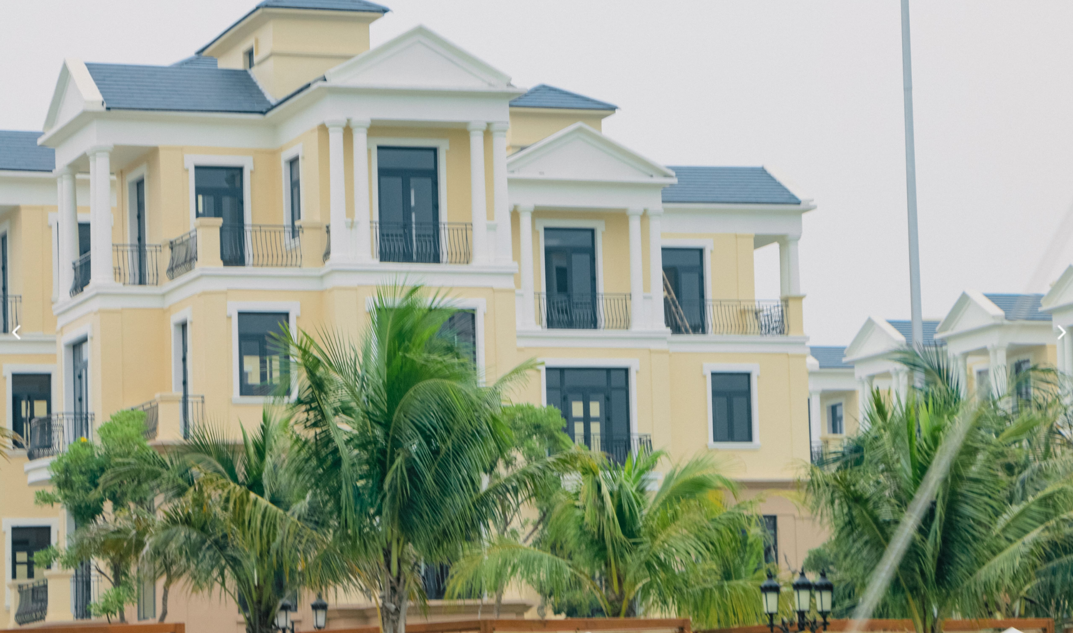Cho thuê nhà liền kề dự án Vinhomes Ocean Park 2 phân khu Đảo Dừa 01. Diện tích 240m2 x 3,5 tầng nổi, bàn giao nguyên bản chủ đầu tư, giá thuê thương lượng.