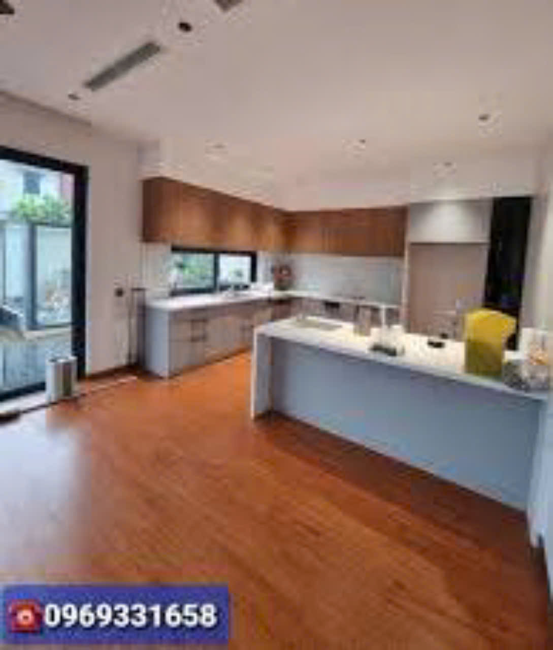 Nhà phố cho thuê hoàn thiện đẹp, giá thương lượng tại phố Spring Valley, KĐT Ecopark