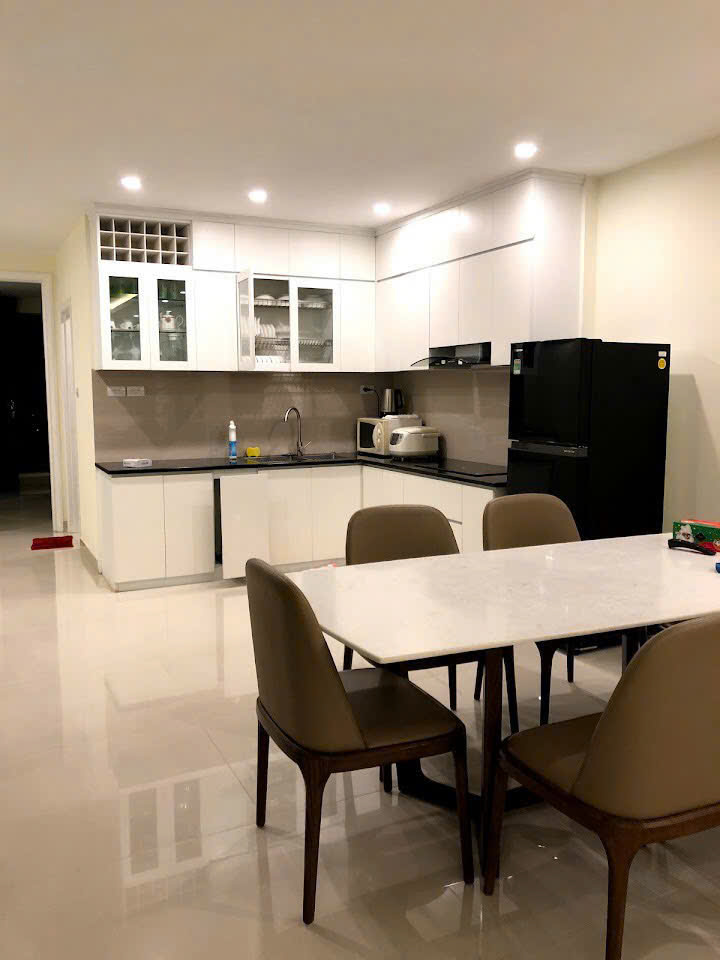 Cho Thuê Nhà Phố Tầng 2, 3, 4 Phố Thảo Nguyên Ecopark - 4PN, Full Nội Thất Đẹp. Giá Tốt