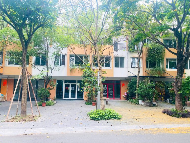 Nhà phố thương mại cho thuê, đủ đồ đẹp, tại dãy A phố Thảo Nguyên, Ecopark